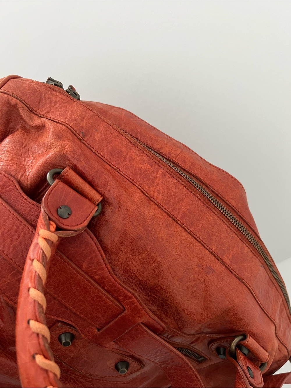 Balenciaga Red-Orange Leather Shoulder Bag - Picture 5 of 16